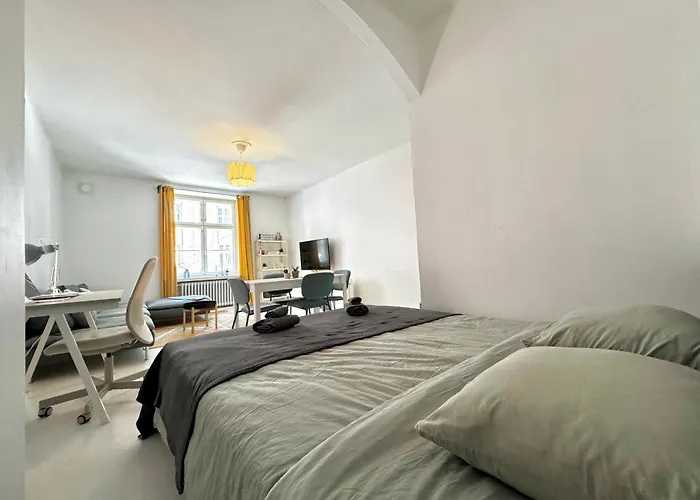 Hello - Freda Apartment *